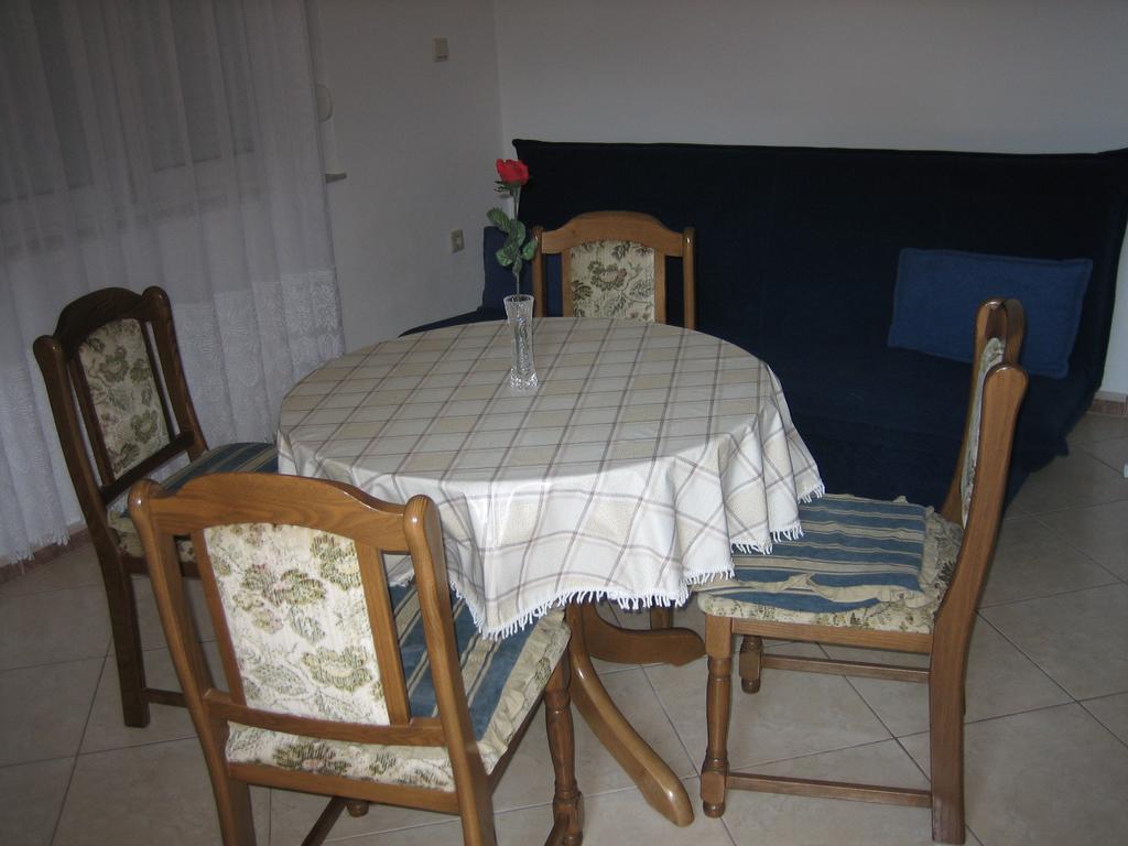 Apartments Nino Seget Vranjica Zimmer foto